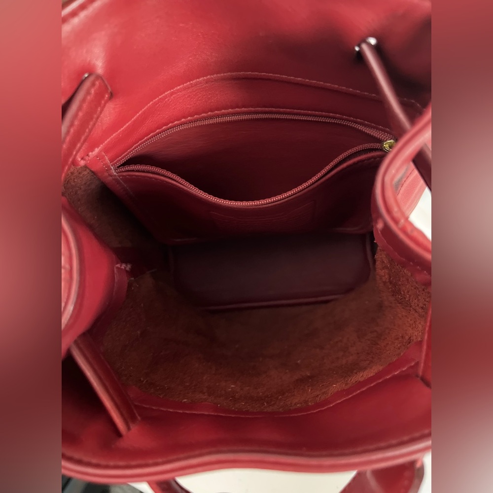 Coach 4162 Vintage Red Leather Slim Backpack USA Made Brass Hardware 1987 - Picture 8 of 15